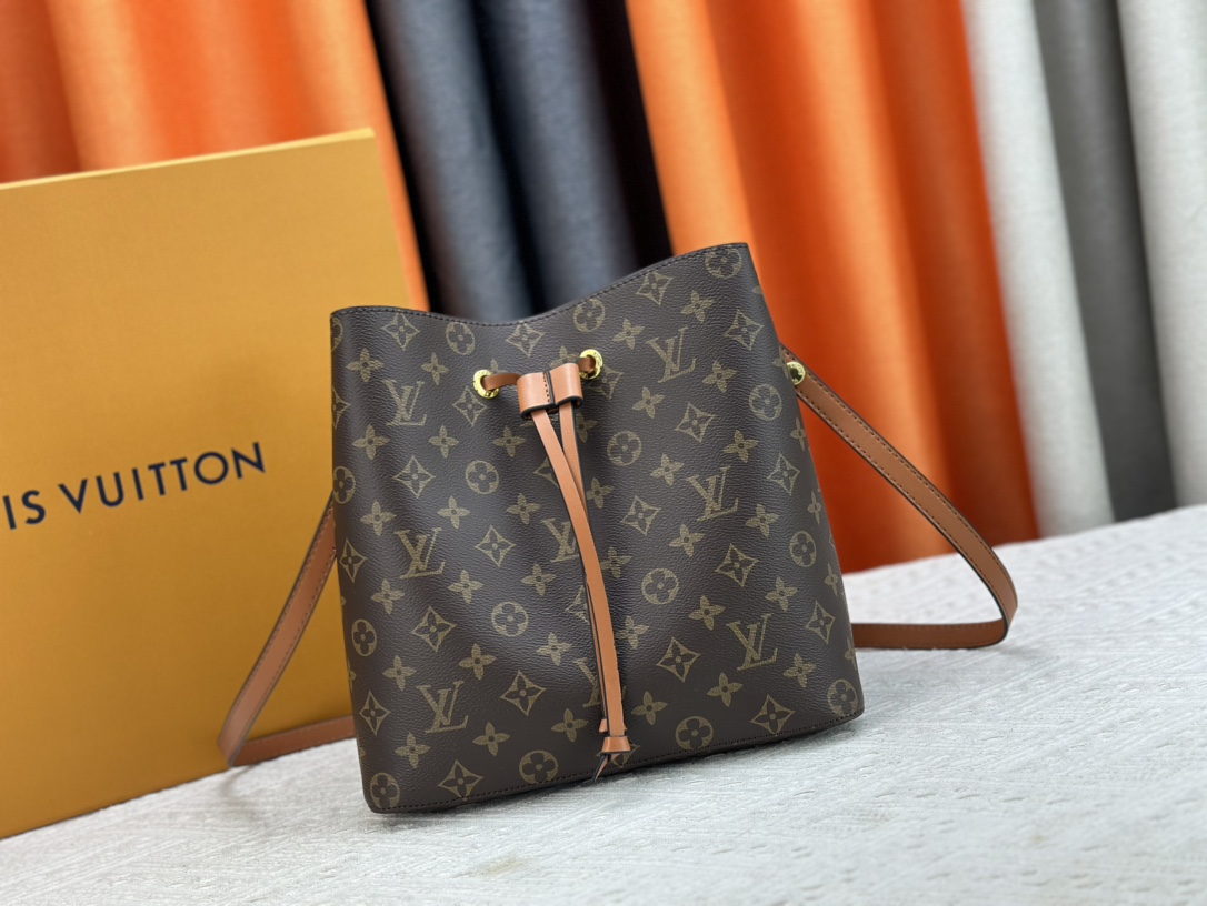 LV bag 348